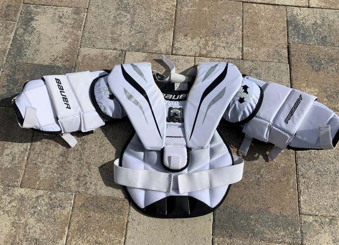 Small/Medium Bauer Prodigy Goalie Chest Protector