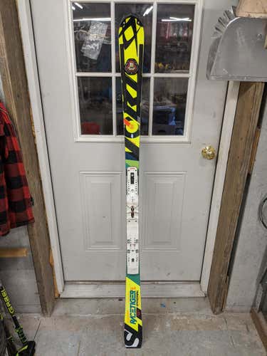 *One Ski Only* Men's 2015 Volkl Racing Racetiger SL Skis Without Bindings