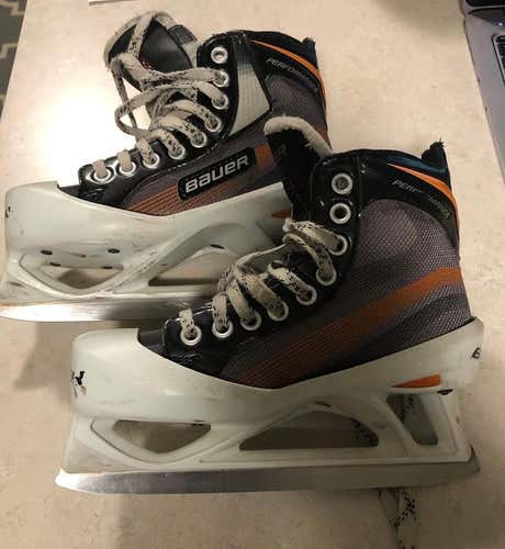 Junior Bauer Performance Hockey Goalie Skates D&R (Regular) Size 2