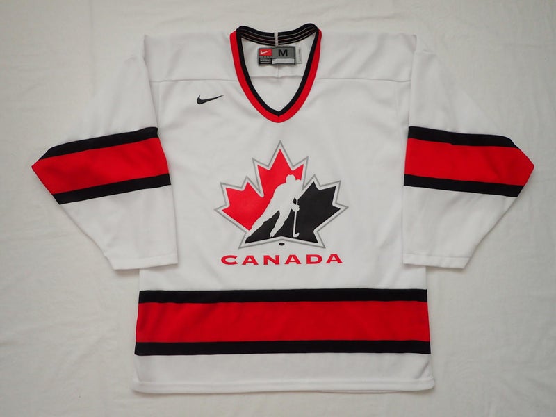 NIKE Team Canada jersey MADE IN CANADA size Medium