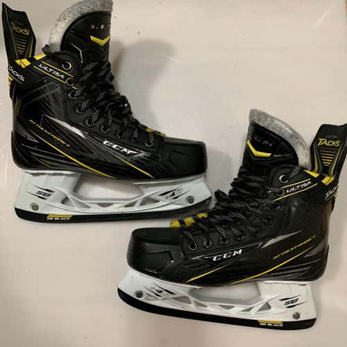 Senior CCM Ultra Tacks D&R (Regular)  Size 6.5 Hockey Skates