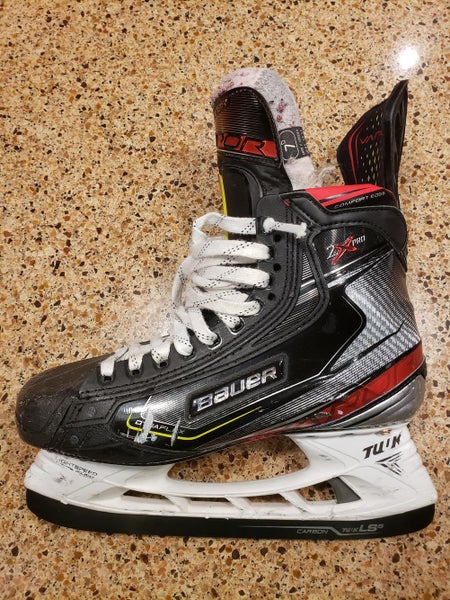 Senior Bauer 2X Pro Hockey Skates D&R (Regular) Size 7