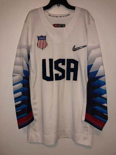 White Nike 2018 Olympics Team USA Hockey Jersey - Men's Medium EUC