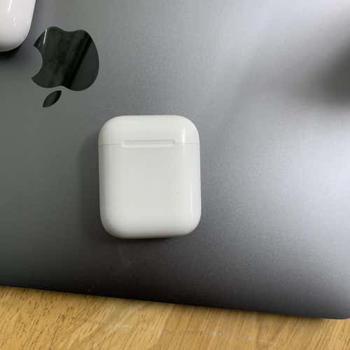 Apple Airpods With Box