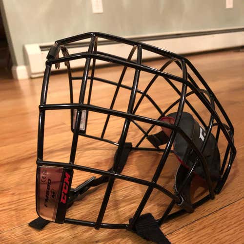Senior Medium CCM FM580 Full Cage