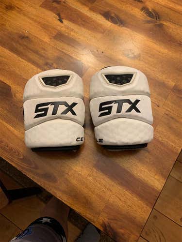 Medium STX Cell III Arm Pads