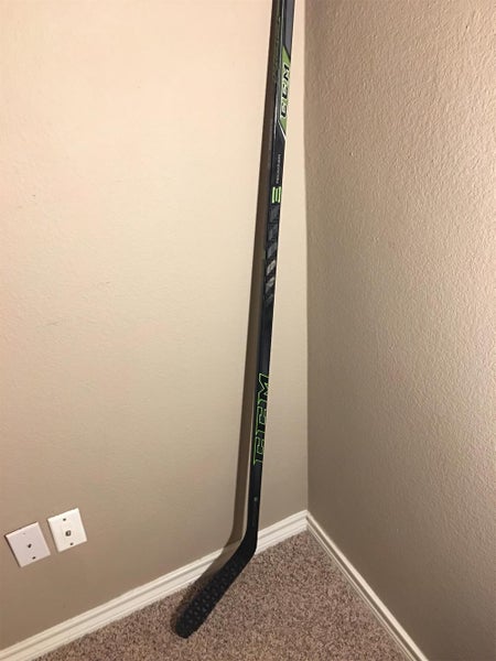Senior Right Handed RibCor Reckoner Pro Stock Hockey Stick