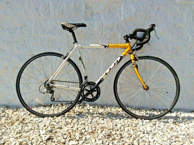 Fuji Ace  Sport Series Road Bike! 16 Speed! Shimano! Ready to Ride! 53 Cm!