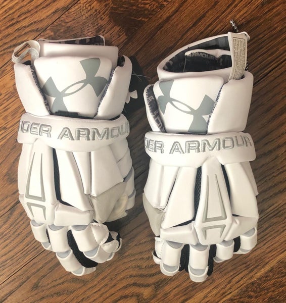 **RARE Small ** White New With Tags Lacrosse Lax Player Under Armour Command Pro 10" Lacrosse Gloves
