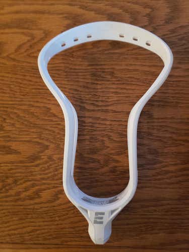 Epoch Unstrung Hawk Sequel Head