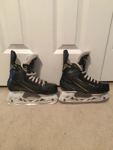 Junior CCM Tacks vector D&R (Regular)  Size 2 Hockey Skates