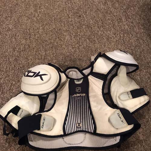 Senior Extra Large Reebok 6K Pro Stock Shoulder Pads