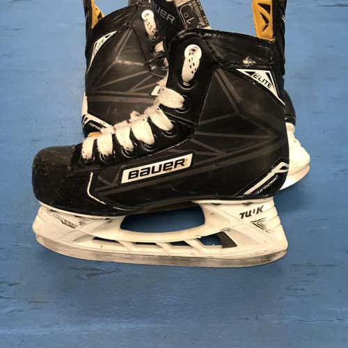 (Size 1D) Junior Bauer Supreme Elite Hockey Skates