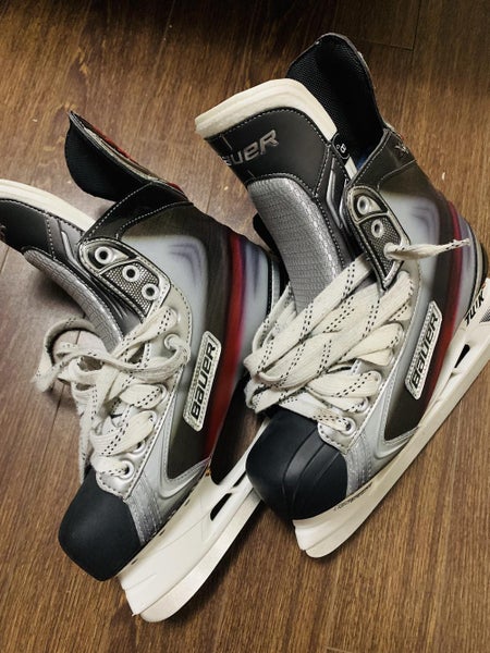 New Senior Bauer Vapor X7.0 Hockey Skates D&R (Regular) Size 8