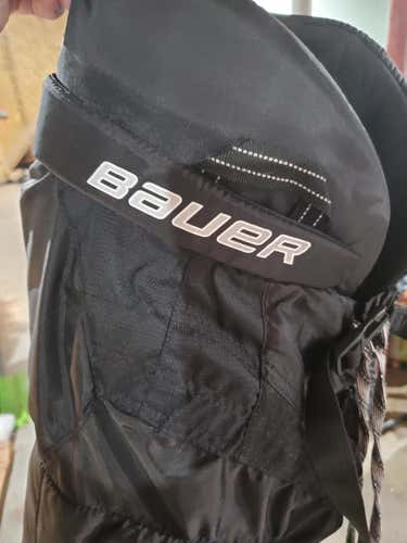 Black Junior Small Bauer Supreme One40 Hockey Pants