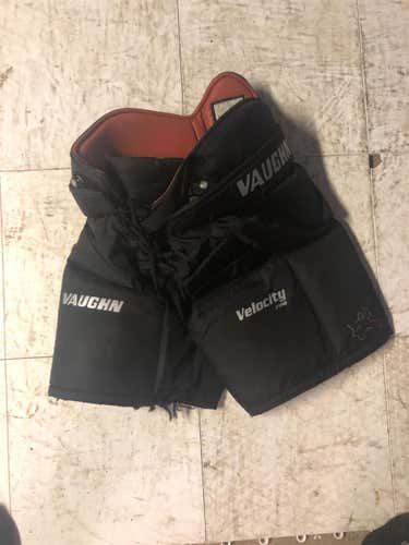 Black Junior Medium Vaughn Velocity 7360  Hockey Goalie Pants