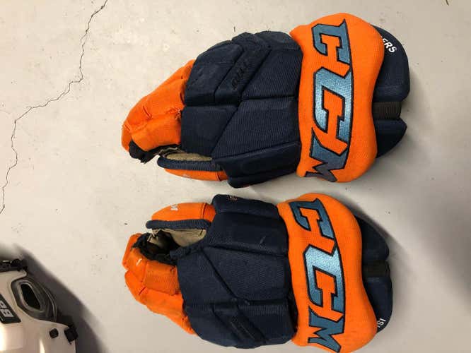 Islanders Senior CCM Tacks 4052 Gloves 14" Pro Stock