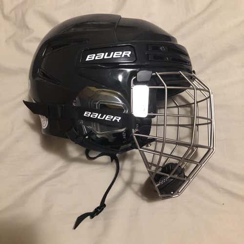 Black New Medium Bauer Re-Akt 75  Helmet