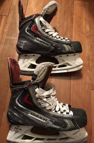 Bauer Vapor APX2 Skates Junior Size 3.5 D
