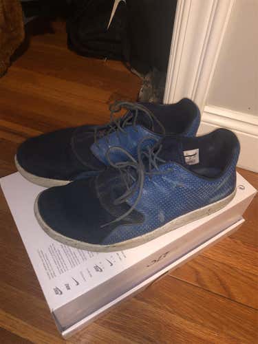 Blue Men's 11 (Women's 12) Jordan Shoes