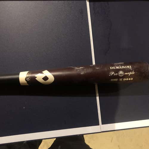 BBCOR Certified Composite D243 Pro Maple (-3) 33" Bat