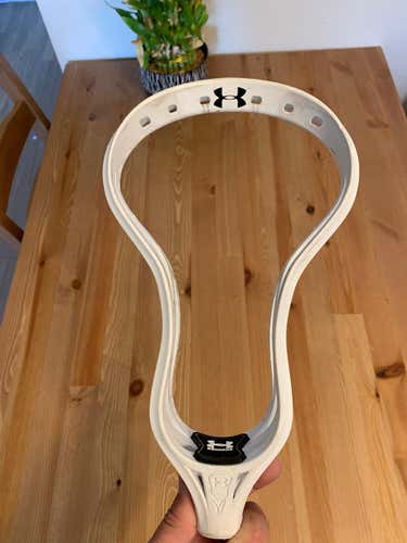 Box(Pinched)Under Armour Unstrung Command Head