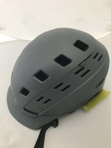 Used Scott Lg Winter Outerwear Ski Helmets