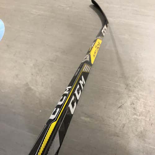 Prostock CRAZY P28 CCM Super Tacks RH Hockey Stick