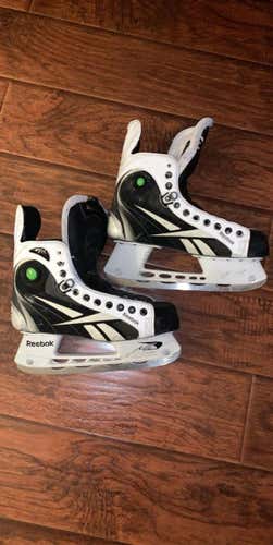 Rbk 7k White Skates size 9D