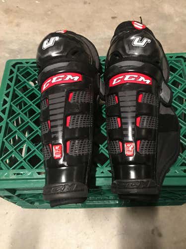 CCM U12 Jr Shin Guards