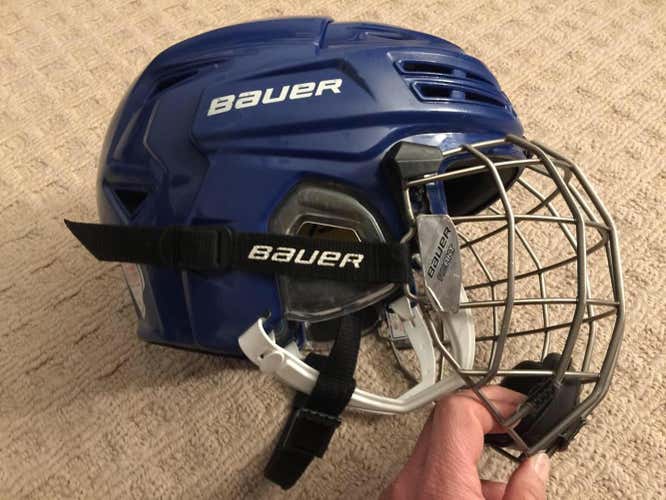 Blue Small Bauer Re-Akt 200 Helmet
