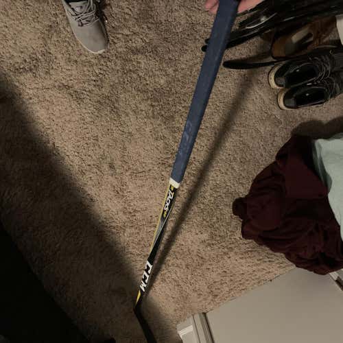 Senior Left Handed Super Tacks 2.0 Toe Pro Stock Hockey Stick