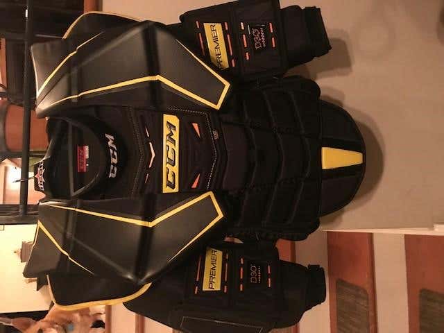 New Senior Medium CCM Premier Pro Chest and Arm Protector Goalie Chest Protector
