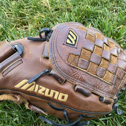 Brown High School/College Outfield 12.5" Baseball Glove