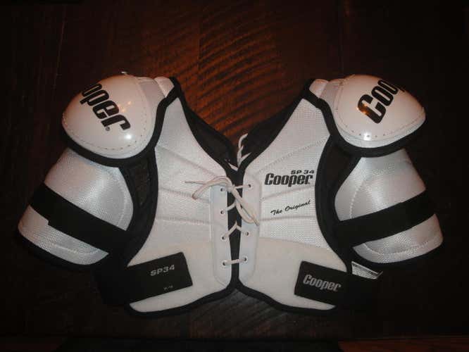 COOPER SP34 SHOULDER PADS SR MEDIUM EUC RARE