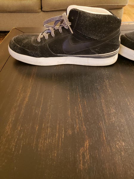 Black Adult Men's 11.5 (Women's 12.5) Nike
