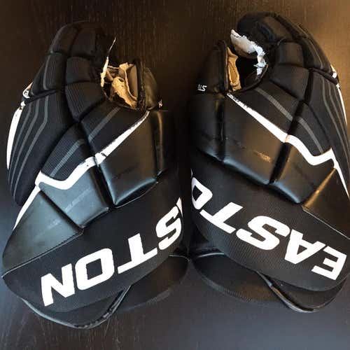 Black Senior Easton 14"  Gloves