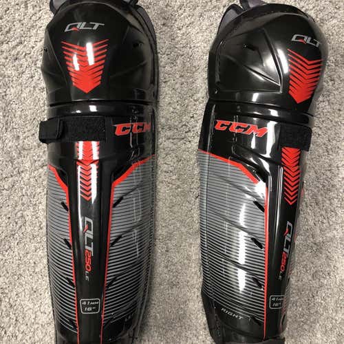 Senior CCM QuickLite 250 Pro Stock Shin Pads