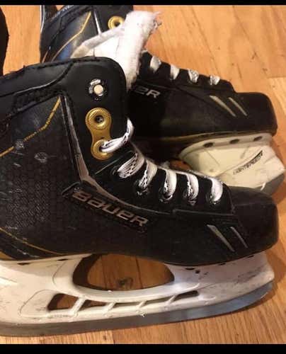 Youth Supreme Hockey Skates D&R (Regular) Pro Stock Size 1.5