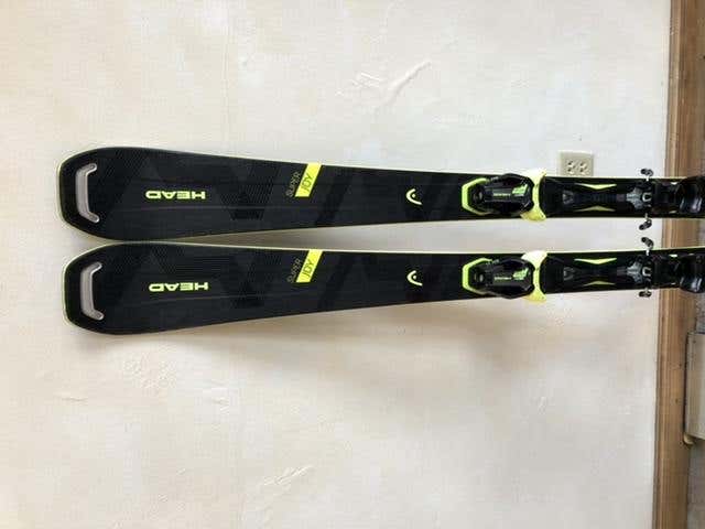 Head superjoy 148 skis with bindings