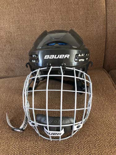 Black  Large Bauer 5100 Helmet