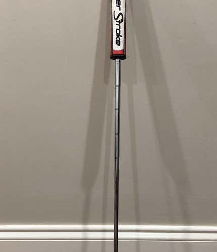 Odyssey White Hot 2-Ball 34" Putter