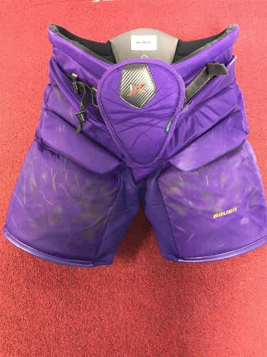 Mankato State Bauer 1x Goalie Pants Size large Pro Stock Item#MNKGP90