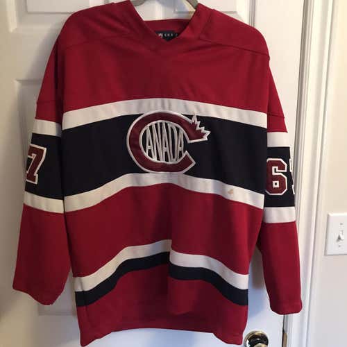 Red Canada 67 Medium New Era Jersey