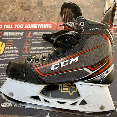 Senior CCM JetSpeed XTRA PRO D&R (Regular)  Size 8 Hockey Skates
