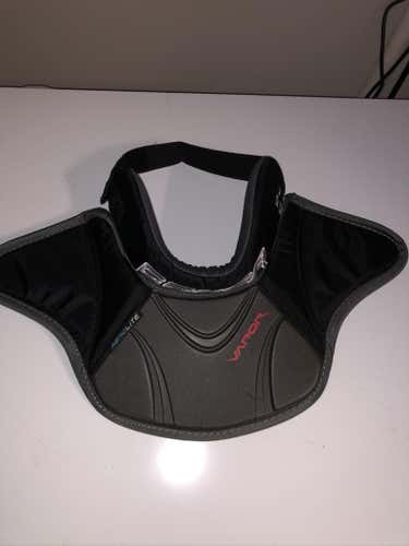 New Bauer Vapor Neck Guard SNR XL