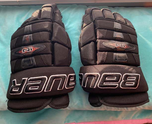 Black Senior Bauer Nexus 1N 14" Gloves
