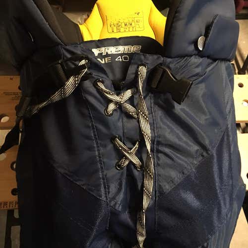 Black Senior Medium Bauer Supreme One40 Hockey Pants