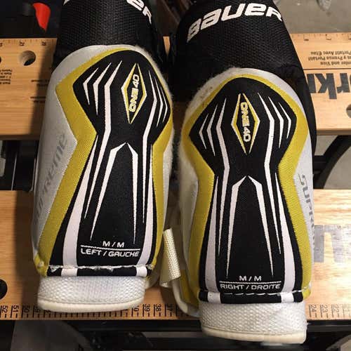 Senior Medium Bauer Elbow Pads