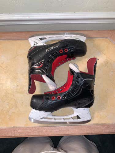 Junior Bauer Vapor X Select Hockey Skates D&R (Regular) Pro Stock Size 2